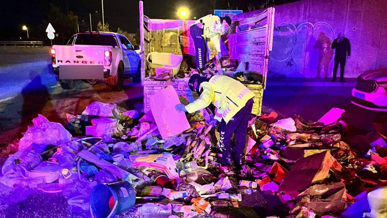 İzmir urla'da uyuşturucu operasyonu 1,5 kilogram zehir ele geçirildi