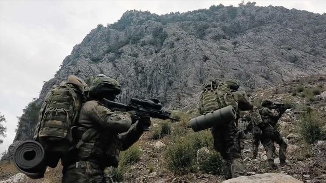 suriye ve irak'ın kuzeyinde 5 pkk'lı terörist etkisiz hale getirildi