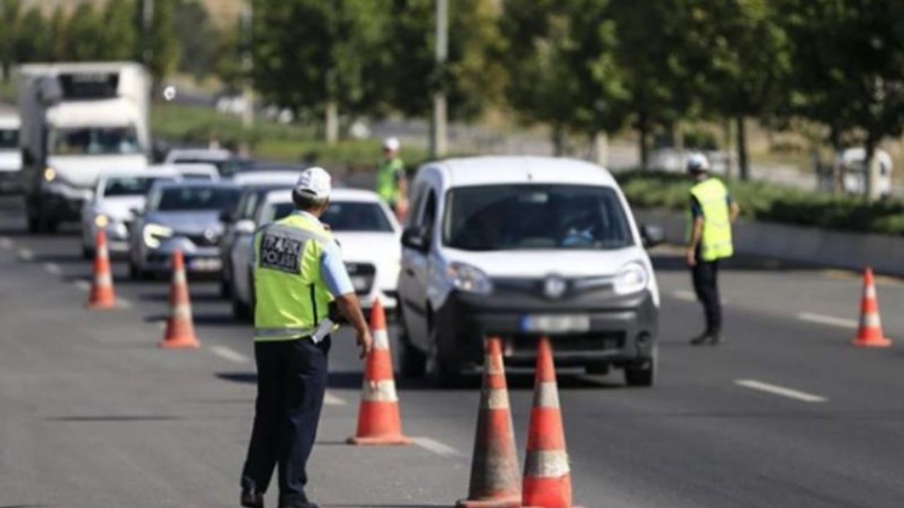 Trafik Kurallarını İhlal Eden Sürücüler Hapis Cezasına Çarptırılacak!