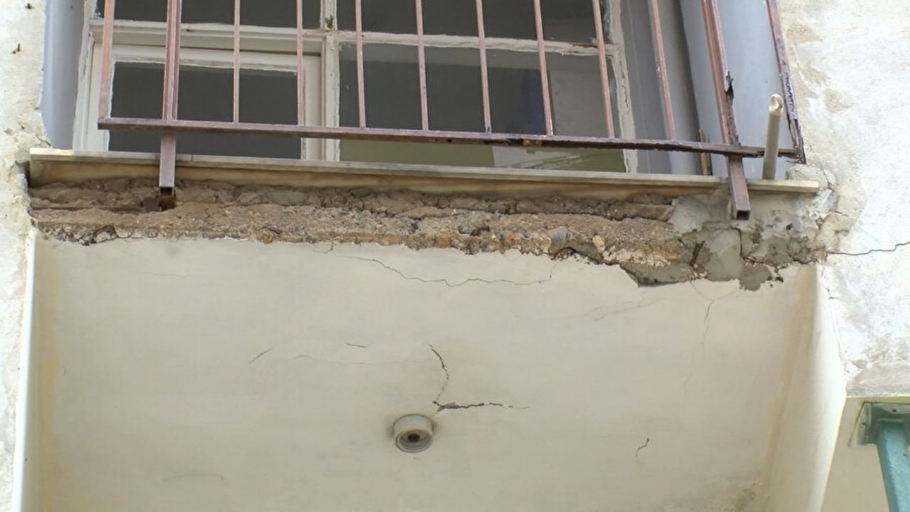 tuzla'da riskli binanın tahliyesi gerçekleştirildi