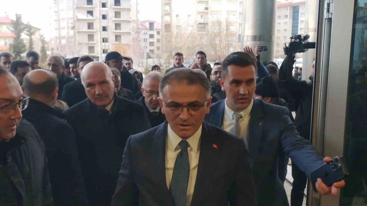 Van Belediyesi'ne Kayyum Atanması