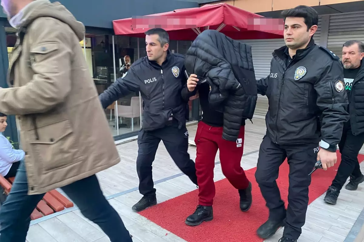ankara-da-poligon-alaninda-intihar-girisimi-18371588_8270_amp.jpg