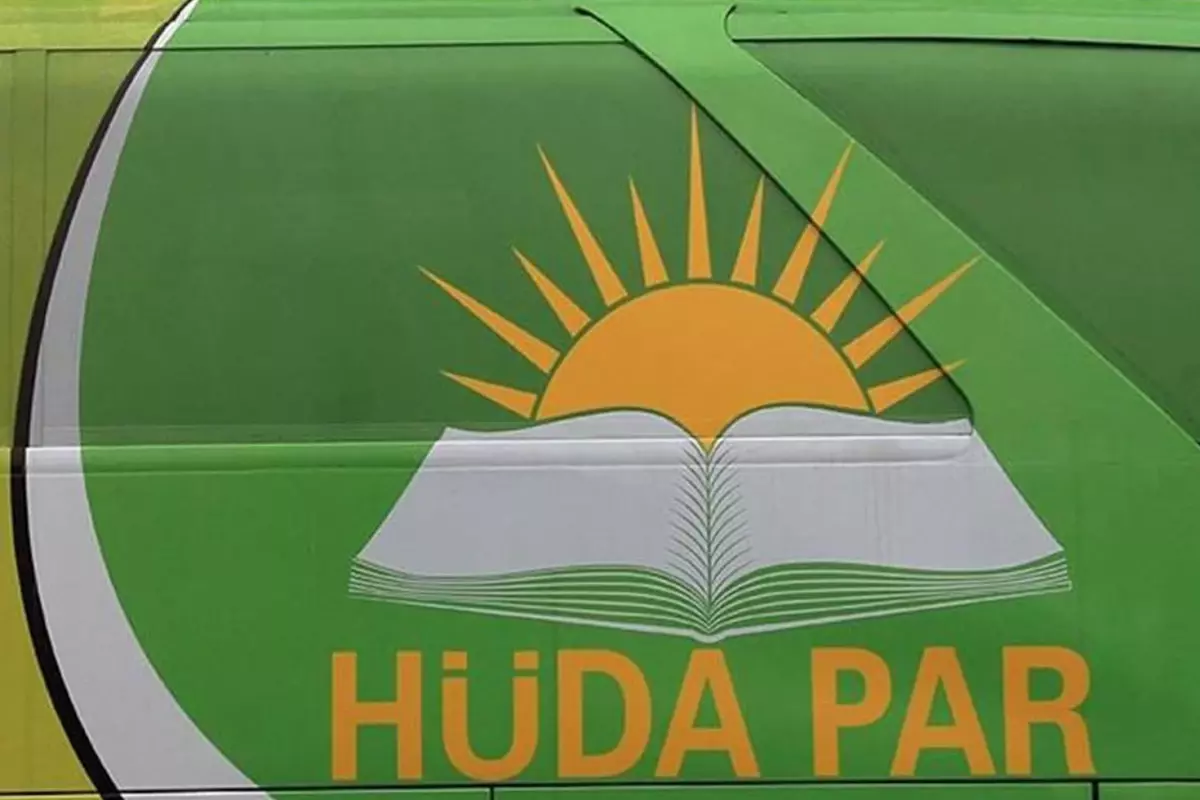huda-par-dan-suc-duyurusunda-bulanan-ataturkcu-18400470_5610_amp.jpg