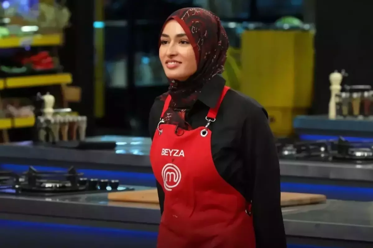 masterchef-beyza-huri-aydin-estetik-sorularina-18371195_6527_amp.jpg