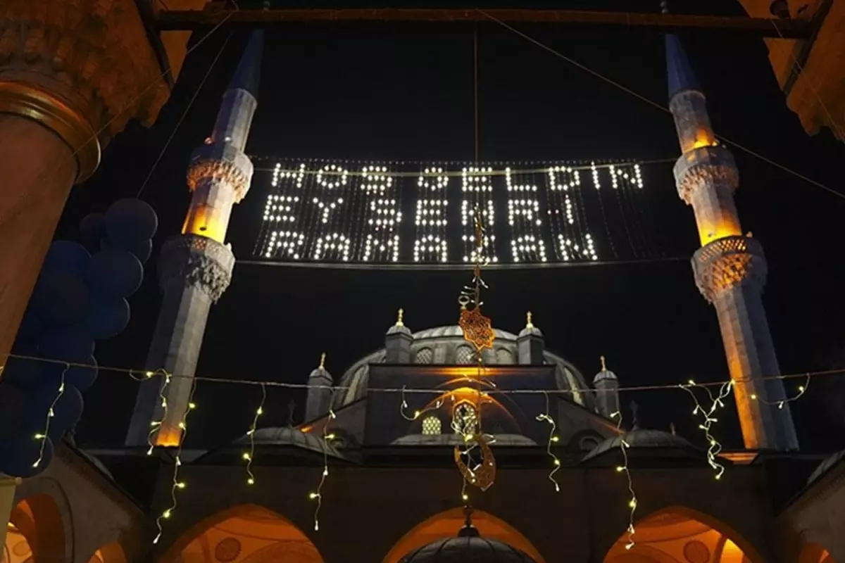 ramazan-bu-yil-daha-kisa-surecek-diyanet-18402170_9187_amp.jpg