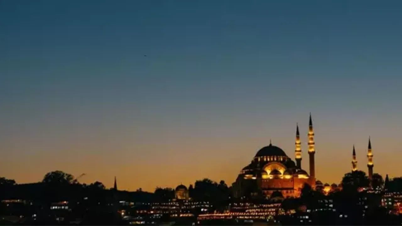 Ramazan Bayramı tatili uzatılarak 9 gün oldu.