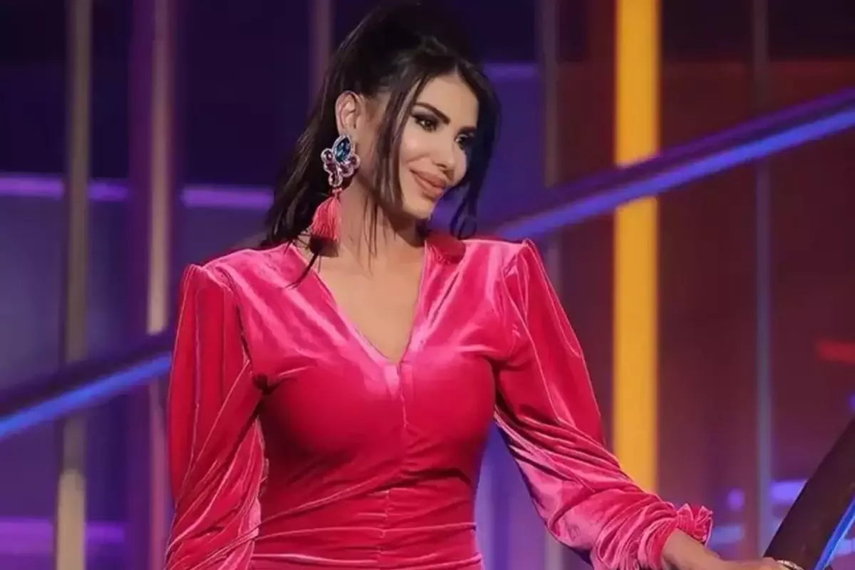 botoks-zehirlenmesi-yasayan-hatice-canli-yayinda-18474494_1427_amp.jpg