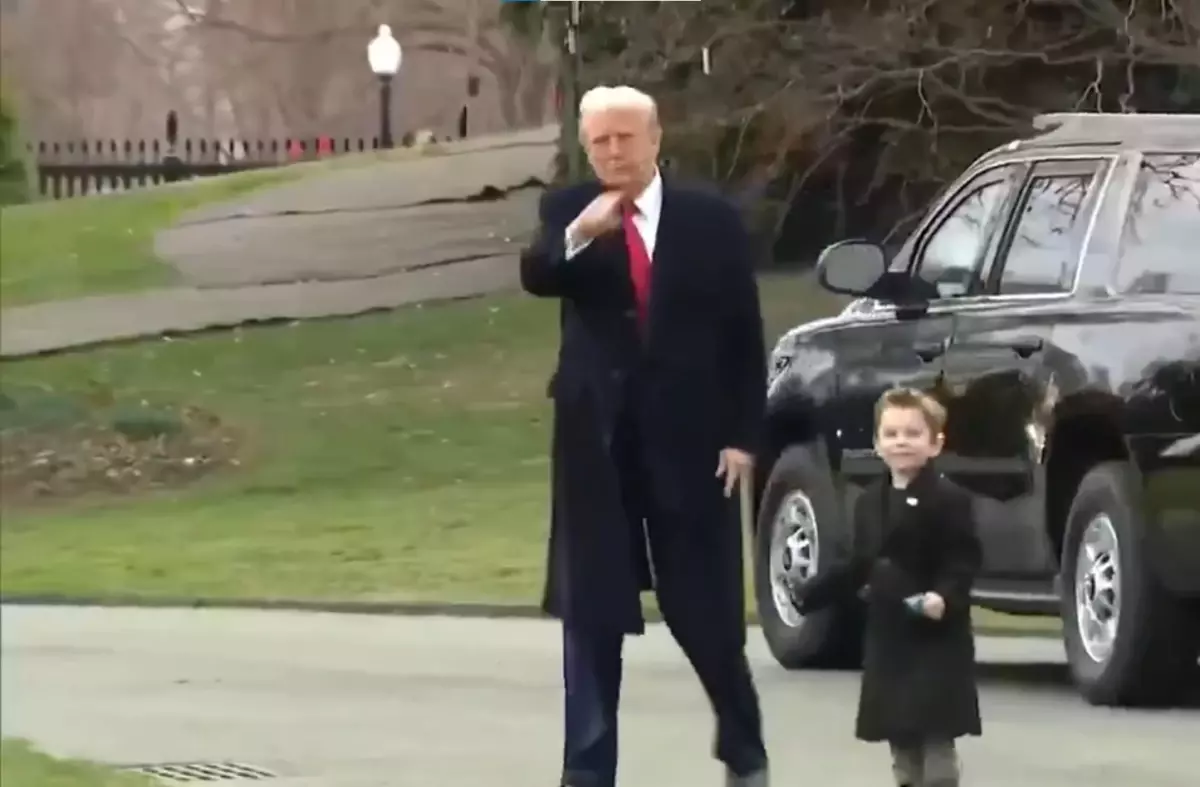 trump-elon-musk-in-oglunu-gosterirken-x-18452126_6401_amp.jpg