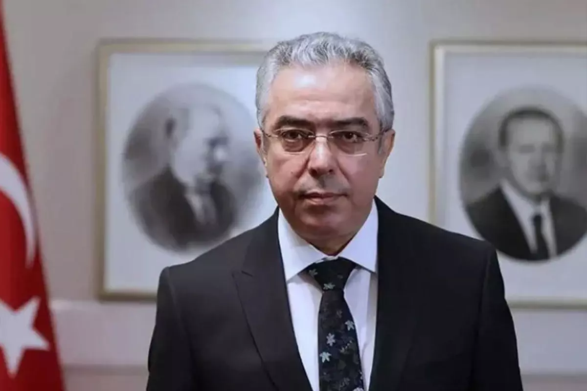 cumhurbaskani-basdanismani-mehmet-ucum-aym-18531373_9187_amp.jpg