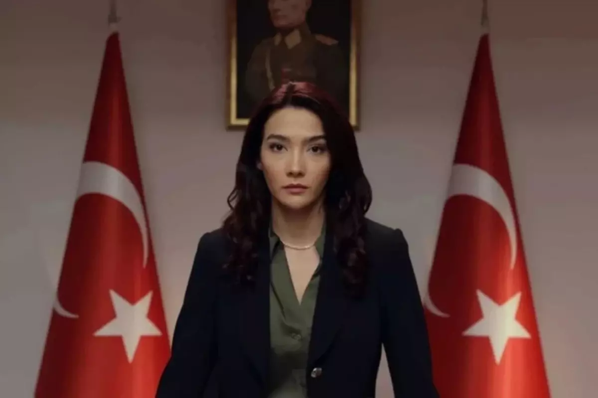 teskilat-tan-cikartilan-aybuke-pusat-tan-ilk-18499310_6123_amp.jpg
