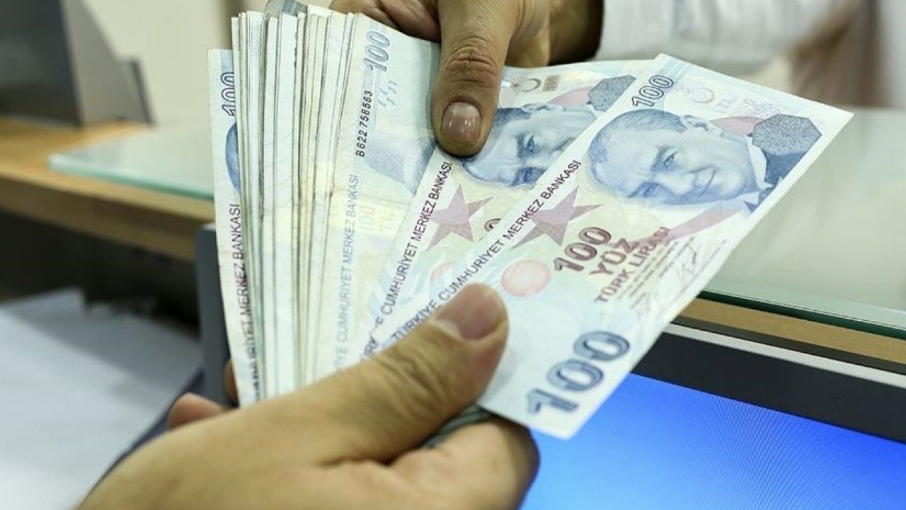 2025 Bayram İkramiyesi Zam Beklentisi Emekliler Ne Diyor