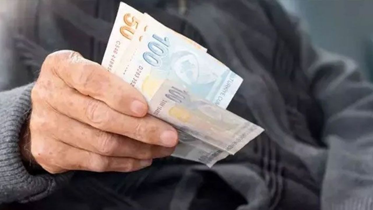 Bayram İkramiyesi ve Ek Ödemeler Birlikte mi Yatacak