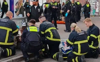 Almanya’da tren istasyonunda bıçaklı saldırı: 6 ağır yaralı, 12 yaralı