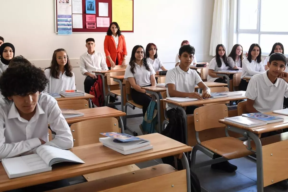 liselere-yeni-ders-geldi-not-verilmeyecek-18630484_7067_amp.jpg