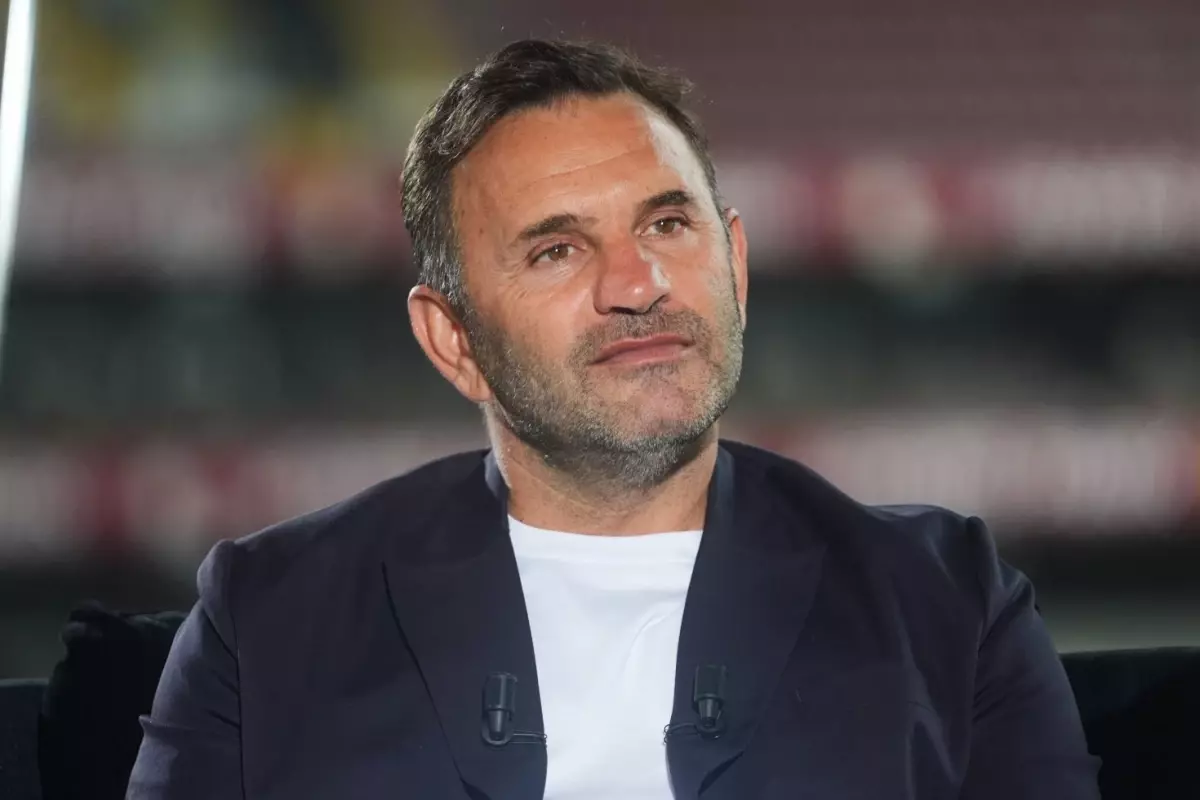 okan-buruk-super-lig-den-begendigi-kaleciyi-18677506_5084_amp.jpg