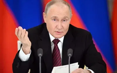 Putin: ABD’li Devlerin Nefesini Kesmek Gerekiyor