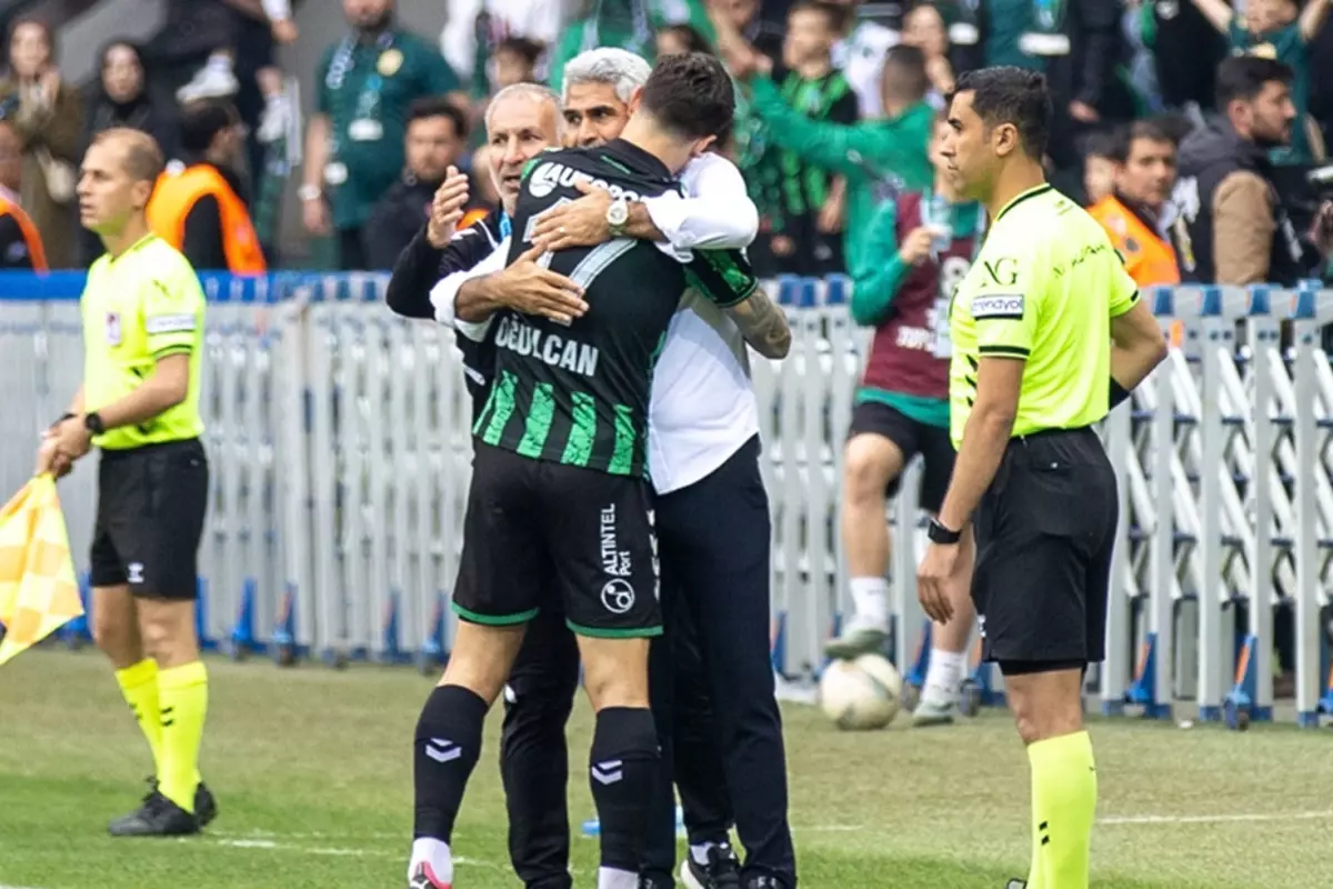 sampiyon-kocaelispor-da-ismet-tasdemir-gorevinden-18615567_8604_amp.jpg