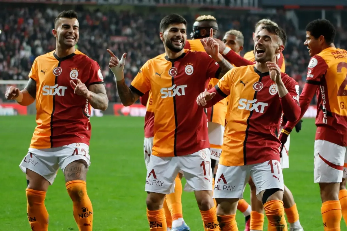uefa-avrupa-ligi-nde-sezonun-golu-galatasaray-in-18661245_9110_amp.jpg