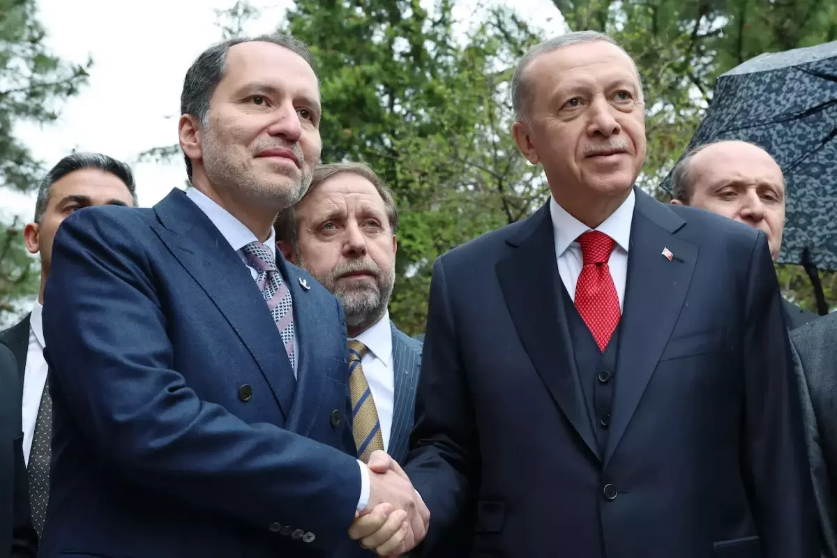 yeniden-refah-partisi-nden-yeni-anayasa-cikisi-18680818_6805_amp.jpg