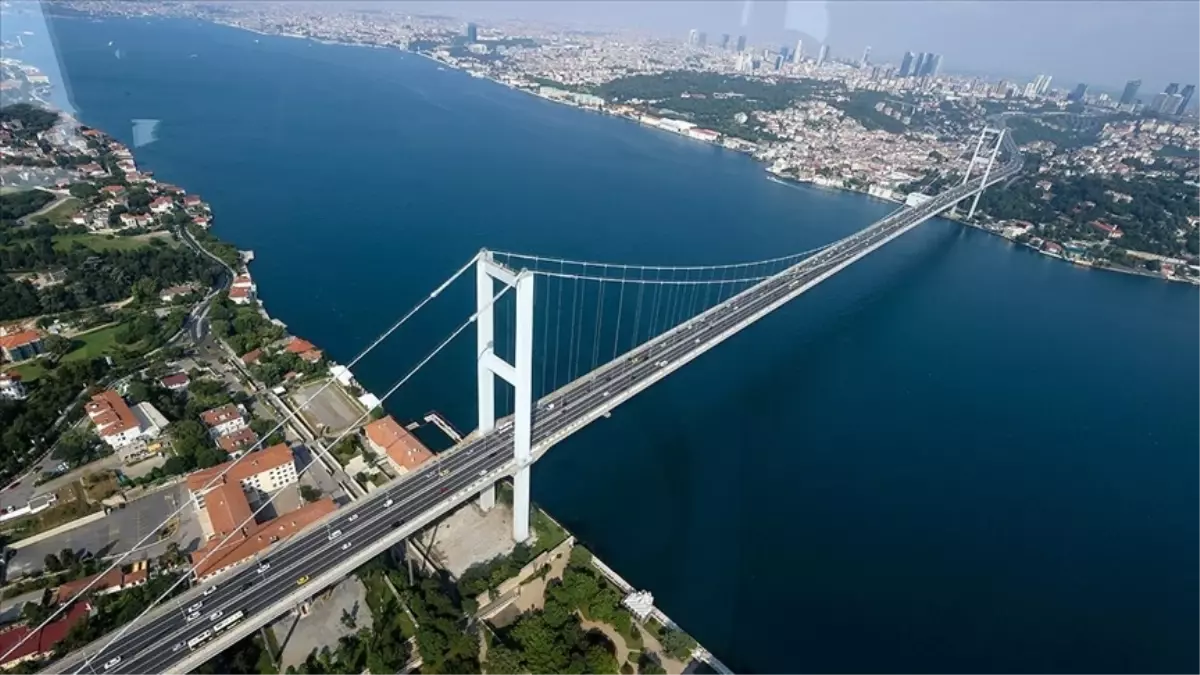 15-temmuz-sehitler-koprusu-nde-trafik-mi-durdu-18720484_8445_amp.jpg
