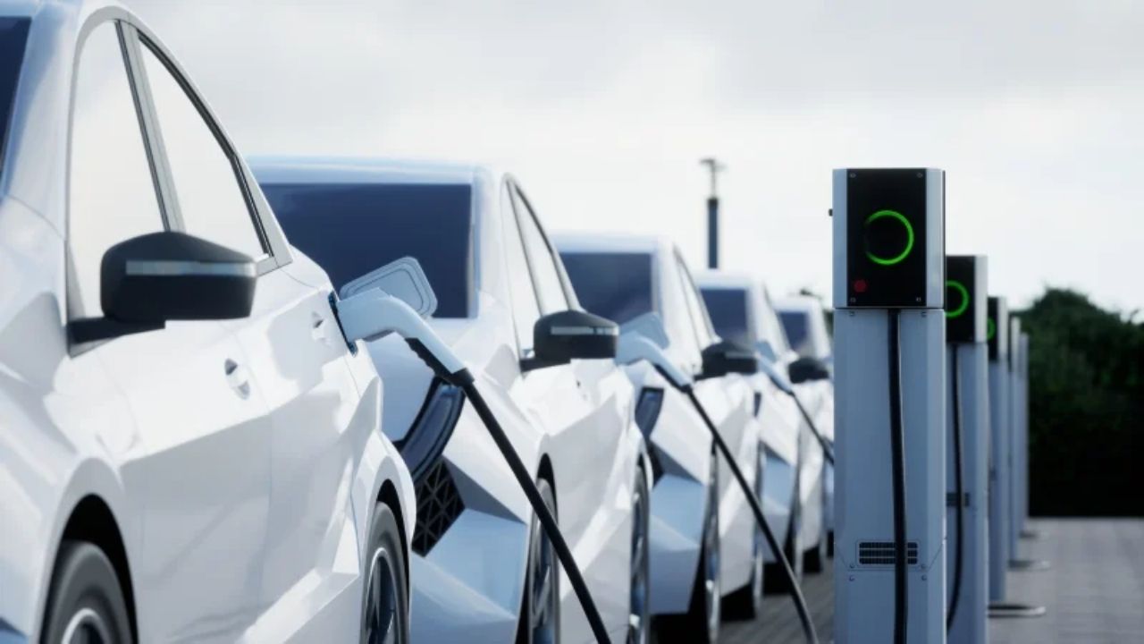 Elektrikli Araçların Yaygınlaşması Araba Fiyatlarını Nasıl Etkiliyor