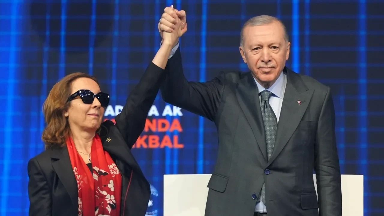 Serap Yazıcı Özbudun AKP’ye Katıldıktan Sonra Anayasa Komisyonu Başkanı Oldu