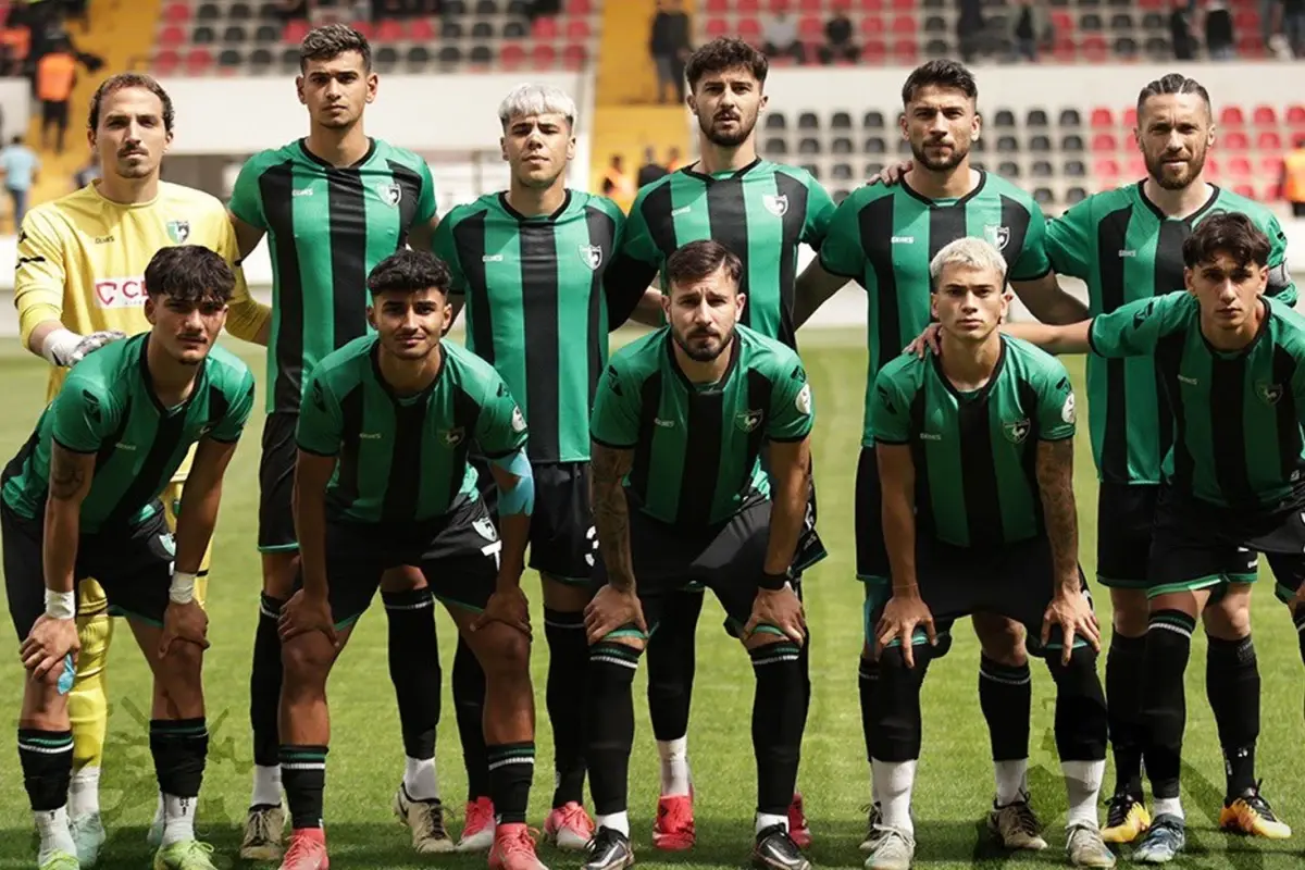 denizlispor-a-bir-sok-daha-oyle-bir-ceza-aldilar-18794794_5893_amp.jpg