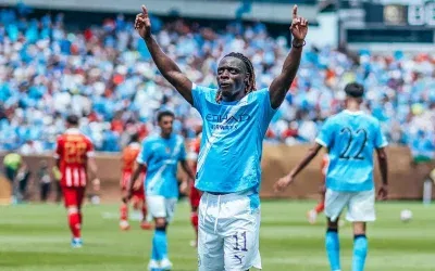Man City, yıldızlarıyla 3 puan kazandı