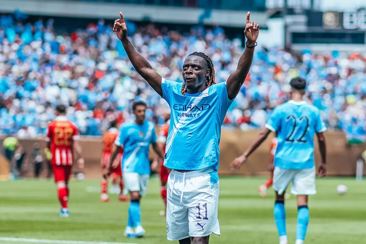 manchester-city-yildizlariyla-3-puana-uzandi-18762581_5415_amp.jpg