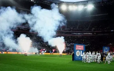 PSG, küme düşme hattındaki Lyon’u kurtarıyor.