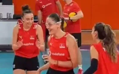 Zehra Güneş neden maske takıyor? Dominik maçında yok mu?