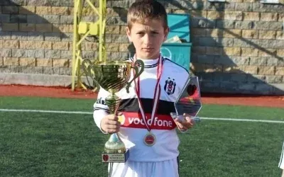 10 yaşındaki oyuncu Beşiktaş’tan ayrılıyor