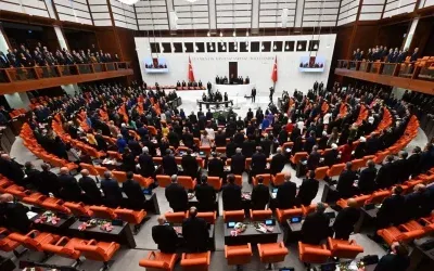 Salgın Meclis’ten Türkiye’ye sıçradı: Hastaneler dolup taşıyor