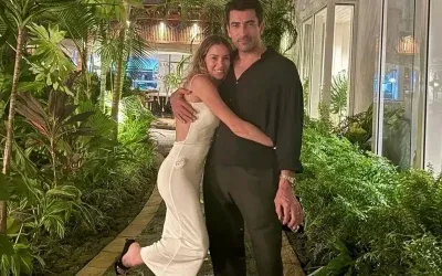 Sinem Kobal’dan yıllar sonra sürpriz bir bikinili paylaşım