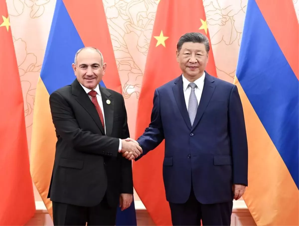 album-cin-cumhurbaskani-xi-jinping-ermenistan-18999451_amp.jpg