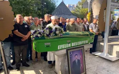Esnaf Teşkilatının Değerli İsmi Hulisi Akşit Toprağa Verildi