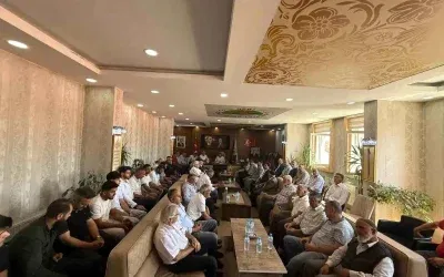 Tekin ve Çelik Aileleri Eski Düşmanlıklarını Geride Bıraktı