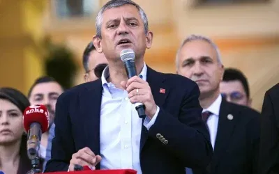 Başkan Erdoğan’a yönelik eleştirileriyle gündemde olan Özgür Özel soruşturma altında