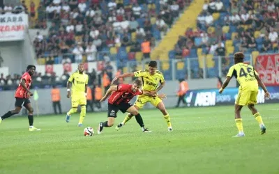Fenerbahçe Gençlerbirliği’ni 3-1’lik skorla geçti