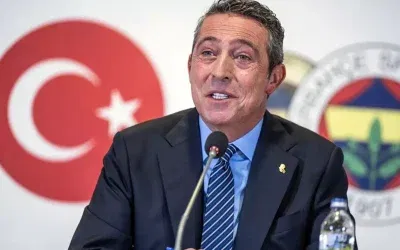 Fenerbahçe’de kritik toplantı sona erdi, 5 teknik direktör adayı belirlendi.