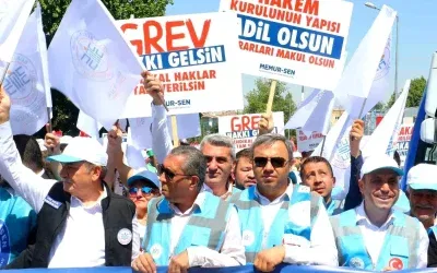 Memur-Sen, 8. Dönem Toplu Sözleşmesi İçin Eylem Gerçekleştirdi.