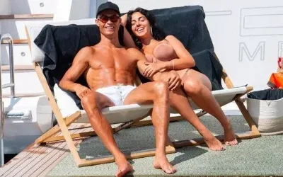Ronaldo’nun çocuklarının annesine servet değerinde hediye!