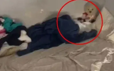 6 yaşındaki kız çocuğu yıllarca odada hapsedildi
