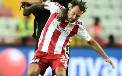 Emre Belözoğlu: Net Zafer şarttı