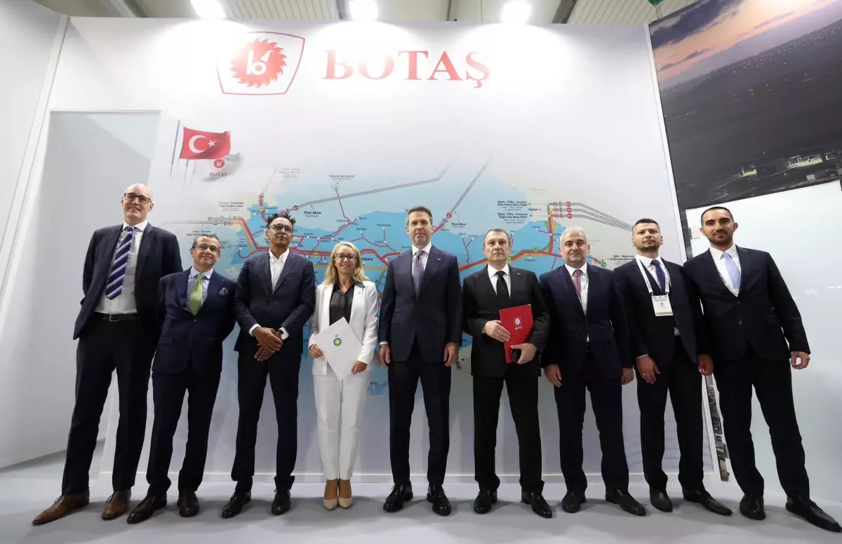 bakan-bayraktar-4-8-milyar-metrekupluk-lng-al-19029383_amp.jpg
