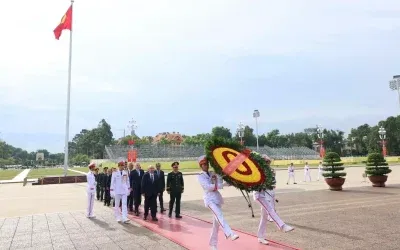Türkiye ve Vietnam Savunma Bakanları Buluştu