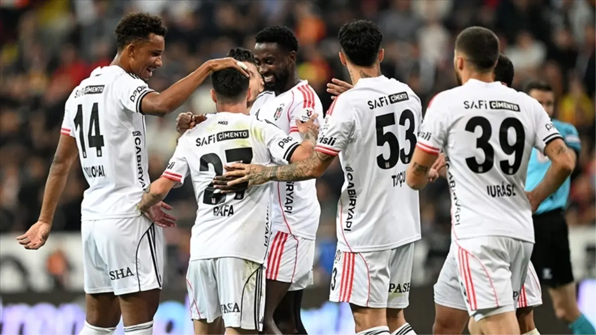 besiktas-kocaelispor-mac-kadrosu-ilk-11-ler-19099382_6239_amp.jpg