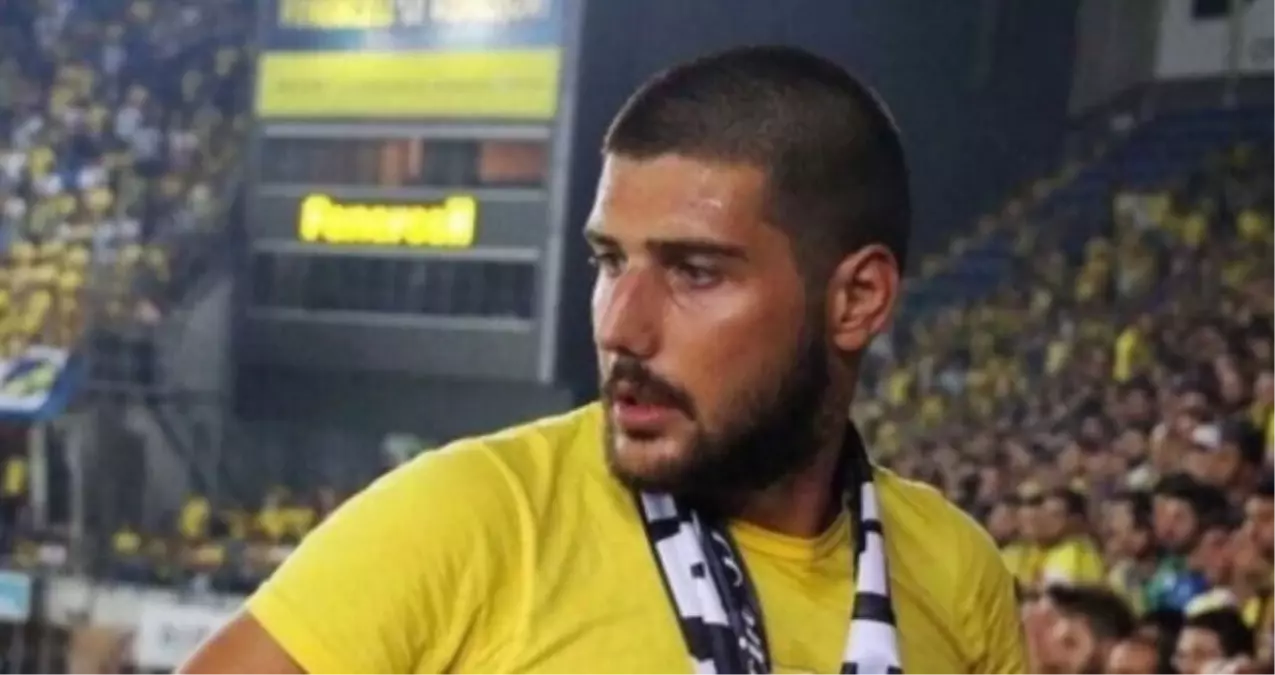 cem-golbasi-kimdir-fenerbahce-taraftari-cem-19078556_7369_amp.jpg