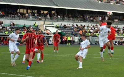 Denizli İdmanyurdu, Nazillispor’u 2-0 yenerek harika bir performans sergiledi