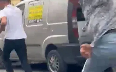 Gaziosmanpaşa’da yol verme kavgası: Biber gazıyla saldırganları kovaladı